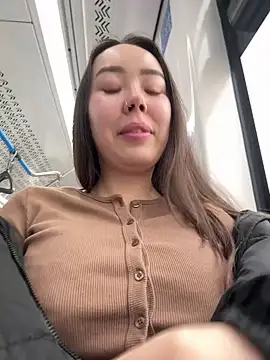 Asian Asami online show from 03/12/25, 10:05