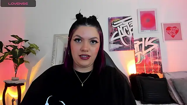 AnnieHuntters online show from 01/09/25, 02:43