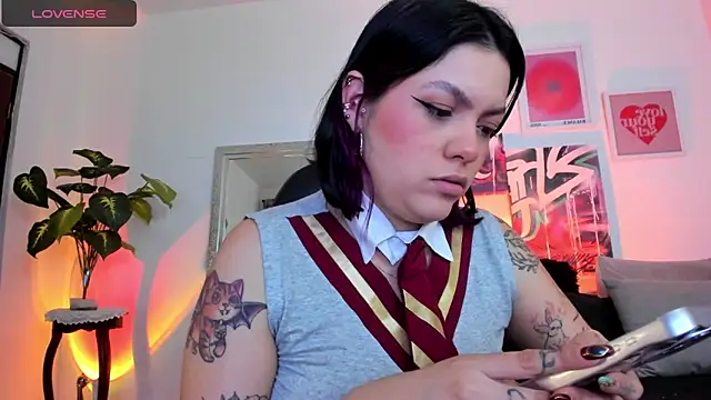 AnnieHuntters online show from 03/08/25, 01:28