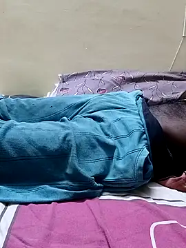 Snapshot of Chocolate_stud10 chatting on 10/23/25, 09:46 Chocolate stud10 online show from 10/23/25, 09:46