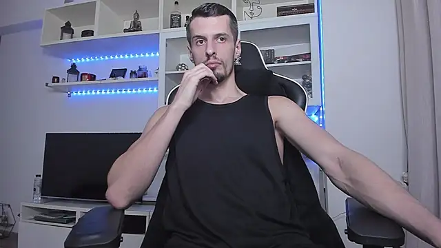 ToddClaytonn online show from 10/10/25, 06:29