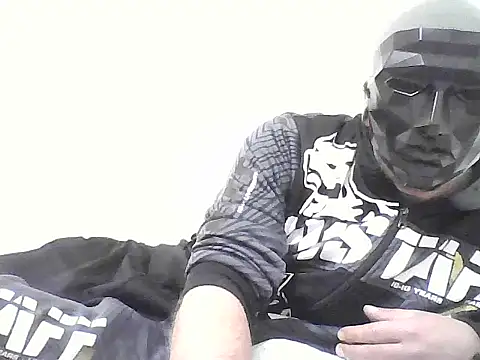 Snapshot of paul_daniel chatting on 10/25/25, 07:19 paul daniel online show from 10/25/25, 07:19