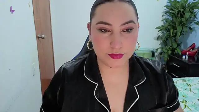 catalina boobs online show from 07/17/26, 05:58