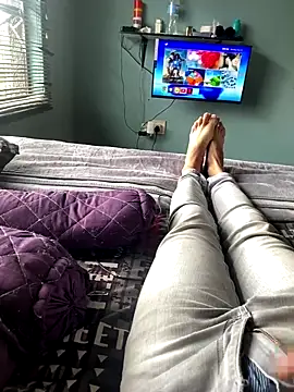 Snapshot of littybrowela12 chatting on 12/15/25, 12:20 littybrowela12 online show from 12/15/25, 12:20