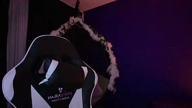 vanelope11 online show from 09/21/25, 02:57