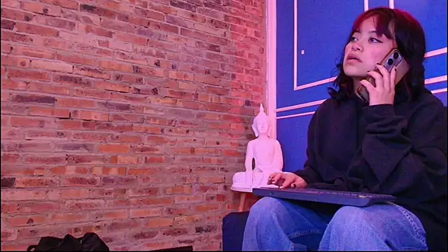 Snapshot of vanelope11 chatting on 01/07/26, 01:41 vanelope11 online show from 01/07/26, 01:41
