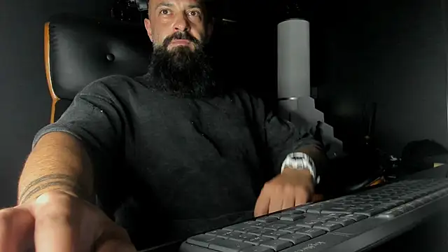 axxelrich  online show from 09/12/25, 04:40