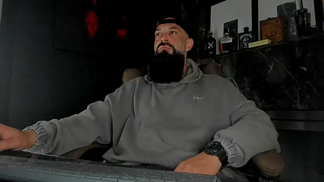 axxelrich  online show from 11/01/25, 04:36