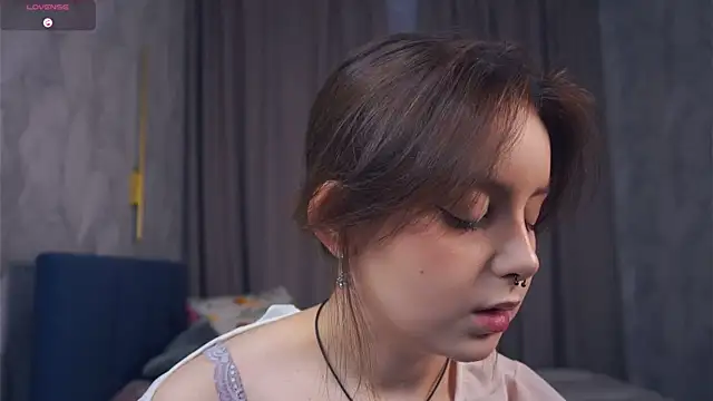 DevonaBucher online show from 11/02/25, 04:48