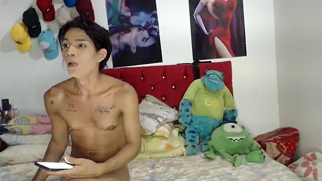 Snapshot of dirtycouplehot2 chatting on 11/28/25, 10:51 dirtycouplehot2 online show from 11/28/25, 10:51