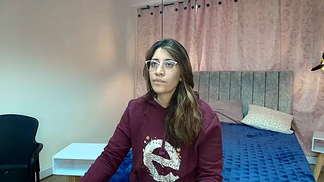 VioletaScott  online show from 12/11/24, 12:44
