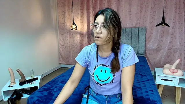 VioletaScott  online show from 12/14/24, 12:12