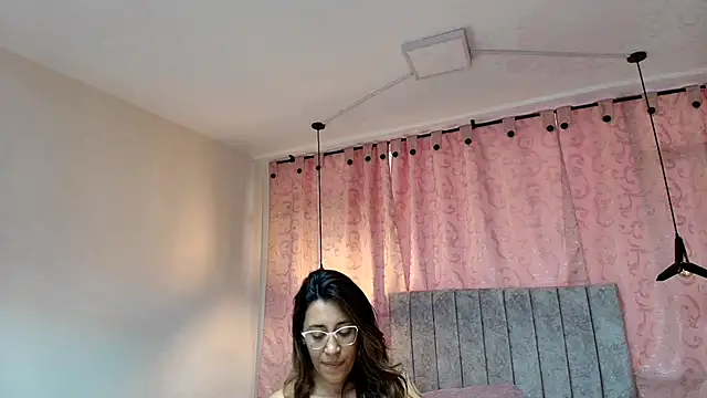 VioletaScott  online show from 12/21/24, 03:42