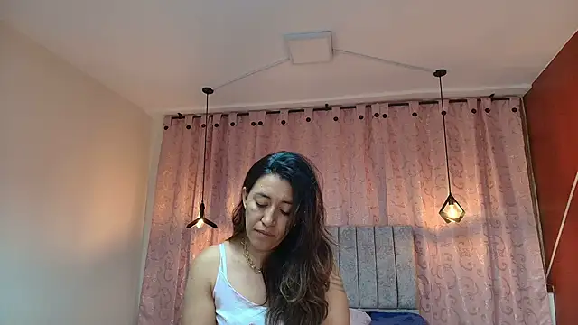 VioletaScott  online show from 09/09/25, 04:50
