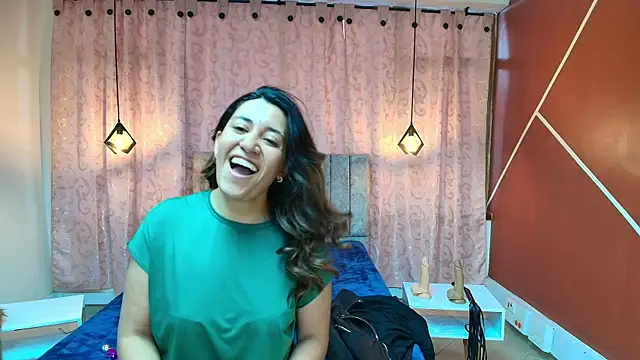 VioletaScott  online show from 09/26/25, 02:54