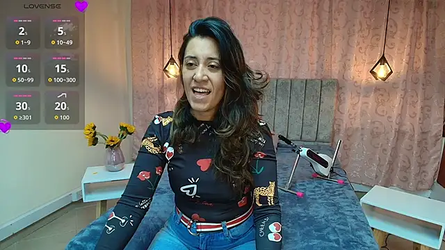 VioletaScott  online show from 11/01/25, 01:24