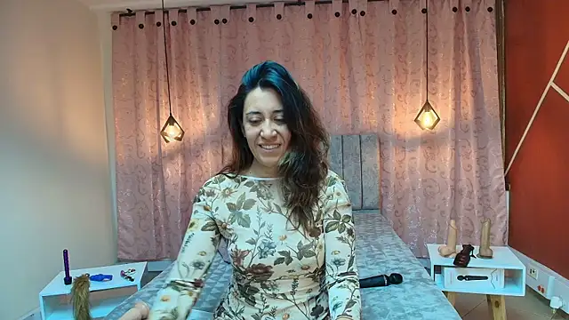 VioletaScott  online show from 11/13/25, 01:21