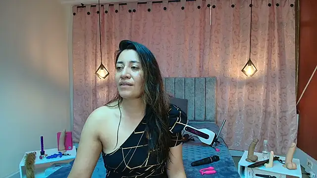 VioletaScott  online show from 11/26/25, 01:45