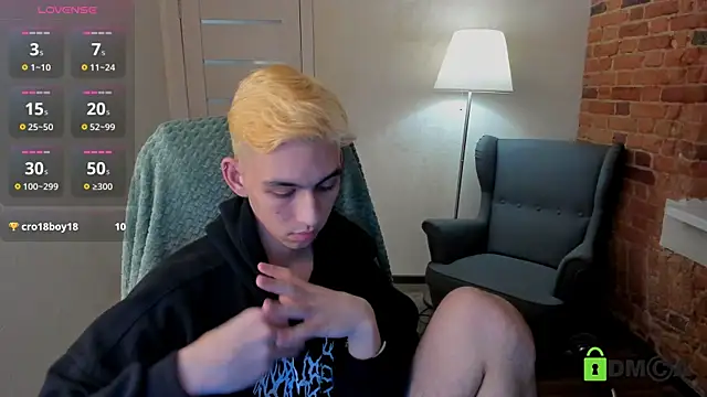 Snapshot of Ul_Tima chatting on 12/29/24, 03:00 Ul Tima online show from 12/29/24, 03:00