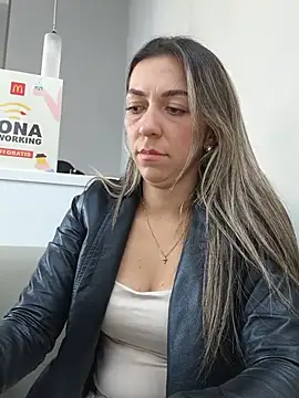 rachellboom online show from 06/11/26, 10:30