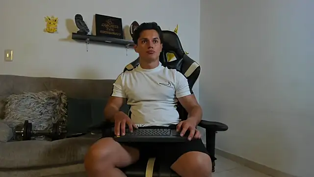 julian wallace online show from 11/14/25, 07:56