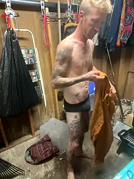 bentoverblonde online show from 10/03/25, 01:41