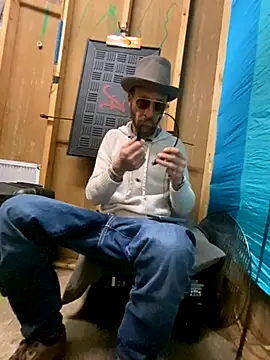 bentoverblonde online show from 12/05/25, 07:43