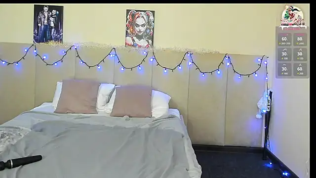 Snapshot of MuscleXXXBarbie chatting on 12/30/24, 12:43 MuscleXXXBarbie online show from 12/30/24, 12:43