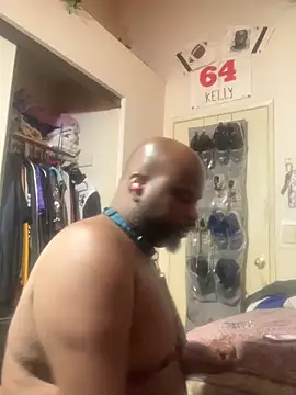 Snapshot of HBYAM chatting on 10/26/25, 04:35 HBYAM online show from 10/26/25, 04:35