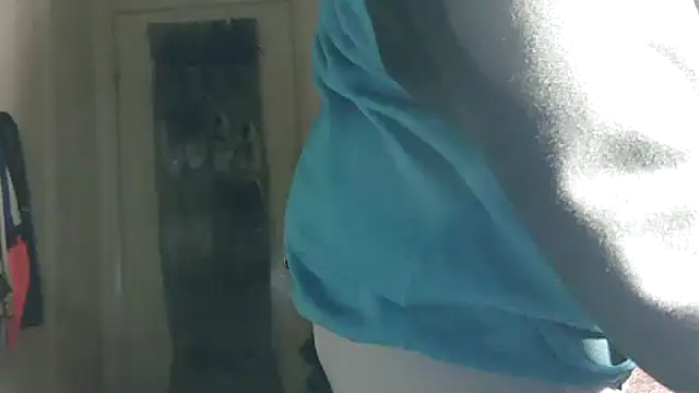 Snapshot of HBYAM chatting on 12/04/25, 08:01 HBYAM online show from 12/04/25, 08:01