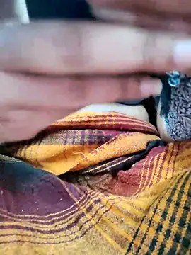 Snapshot of Shana-12 chatting on 12/11/24, 08:18 Shana-12 online show from 12/11/24, 08:18