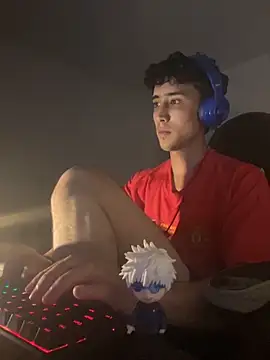 gojo satoru 18 online show from 10/29/25, 05:42