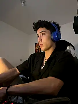 gojo satoru 18 online show from 12/05/25, 08:38