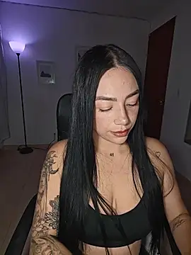 helena smith online show from 07/28/26, 03:46