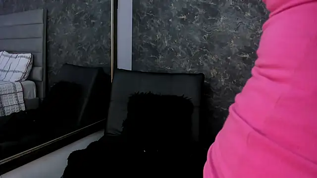 Bella Evans  online show from 01/22/25, 10:48