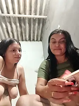 Snapshot of Horny-Mommy-Dirty chatting on 09/22/25, 04:14 Horny-Mommy-Dirty online show from 09/22/25, 04:14