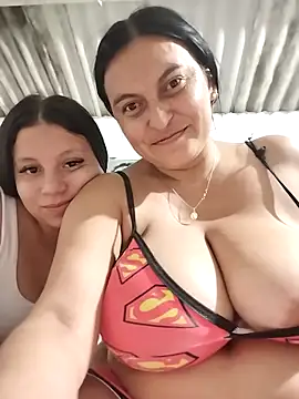 Snapshot of Horny-Mommy-Dirty chatting on 09/27/25, 03:33 Horny-Mommy-Dirty online show from 09/27/25, 03:33