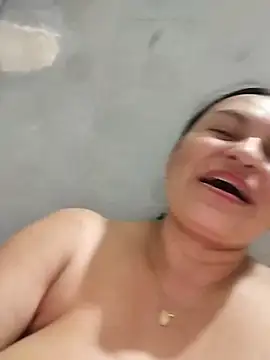 Snapshot of Horny-Mommy-Dirty chatting on 09/28/25, 03:45 Horny-Mommy-Dirty online show from 09/28/25, 03:45