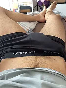 Snapshot of turkishcreckk chatting on 12/12/24, 11:18 turkishcreckk online show from 12/12/24, 11:18