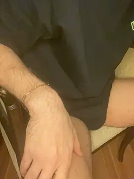 Snapshot of turkishcreckk chatting on 02/04/25, 05:34 turkishcreckk online show from 02/04/25, 05:34