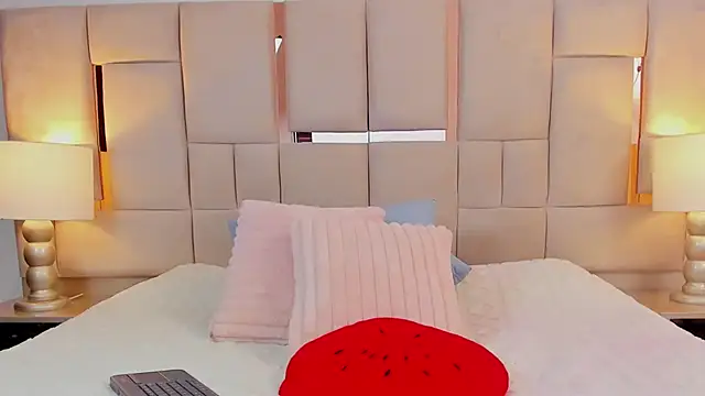 Ariana Lu online show from 01/30/25, 10:50