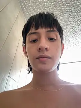 Snapshot of HotStar_yes chatting on 09/16/25, 12:06 HotStar yes online show from 09/16/25, 12:06