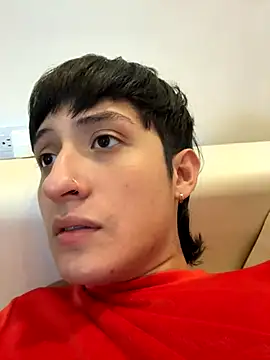 Snapshot of HotStar_yes chatting on 09/18/25, 03:30 HotStar yes online show from 09/18/25, 03:30