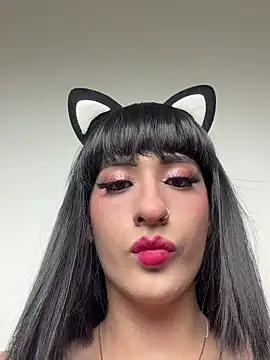 Snapshot of HotStar_yes chatting on 11/06/25, 12:22 HotStar yes online show from 11/06/25, 12:22