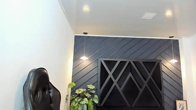 Yeiko Romero  online show from 01/02/25, 11:06