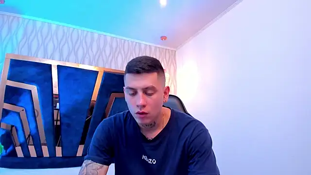 Yeiko Romero  online show from 03/14/25, 05:46