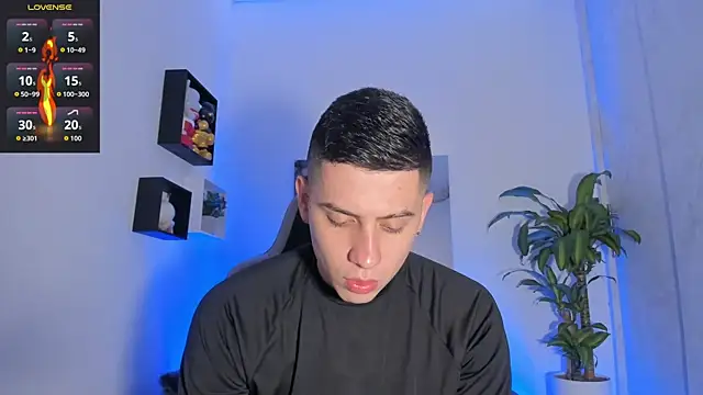 Yeiko Romero  online show from 09/11/25, 05:24