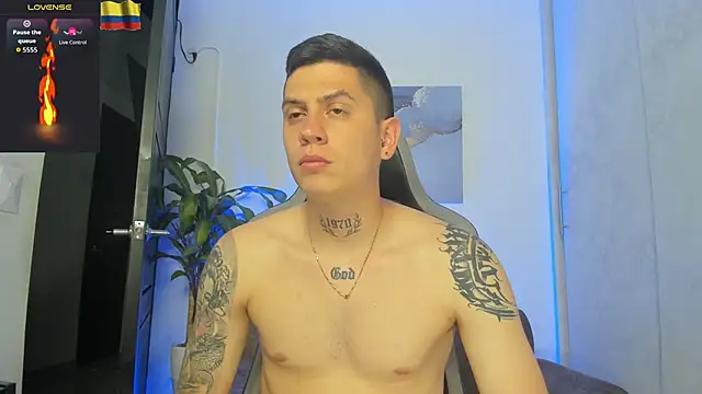 Yeiko Romero  online show from 10/29/25, 05:36