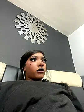 TIFFANYYSTAR online show from 10/10/25, 03:11