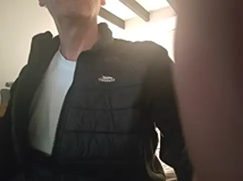 ImYourXtoy online show from 08/03/26, 07:29
